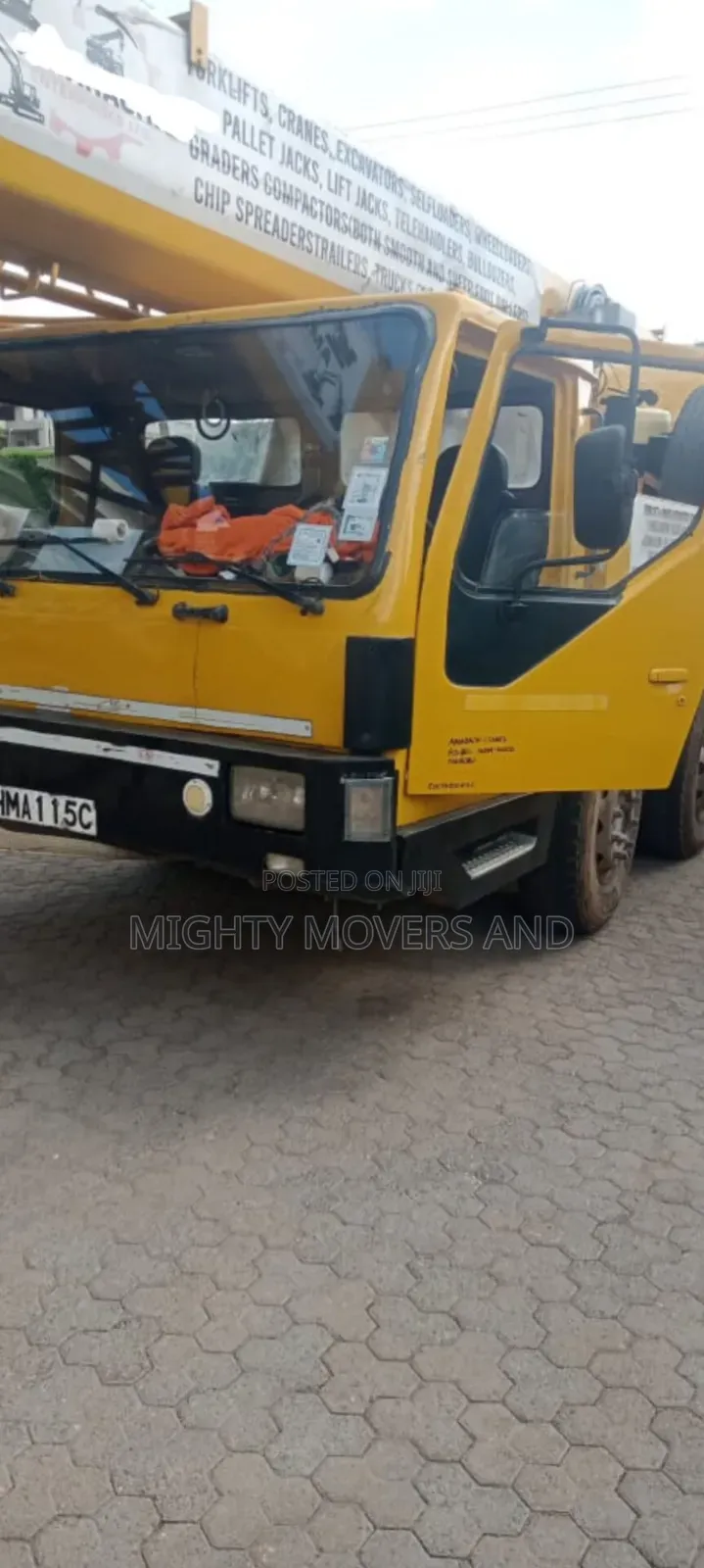 Crane for Lifting and Errands Are Accessible