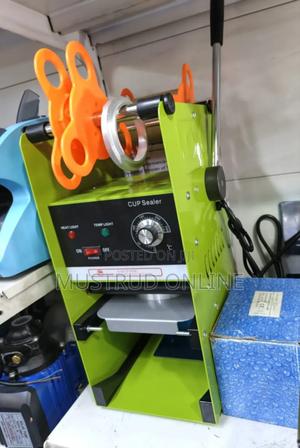 First Performing Manual Cup Sealing - main view