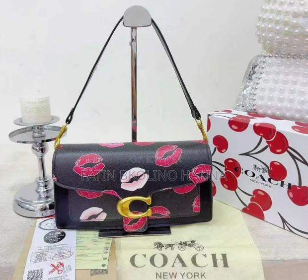 Cute Coach Shoulder Bags - main view