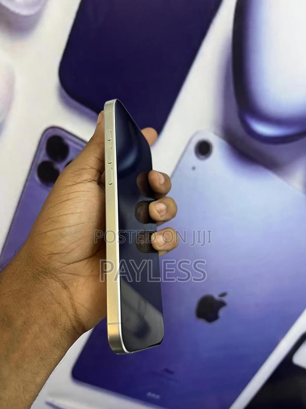 Apple iPhone 16 Pro Max 256 GB White - thumbnail 3