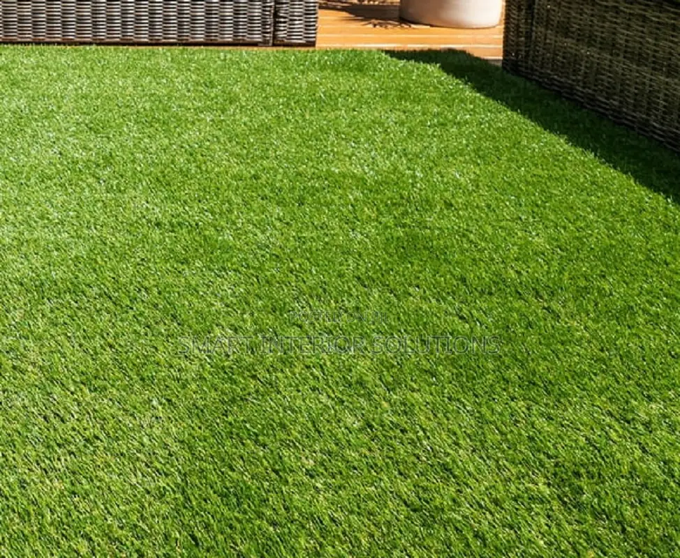 Artificial Green Backdrop Grass Carpet