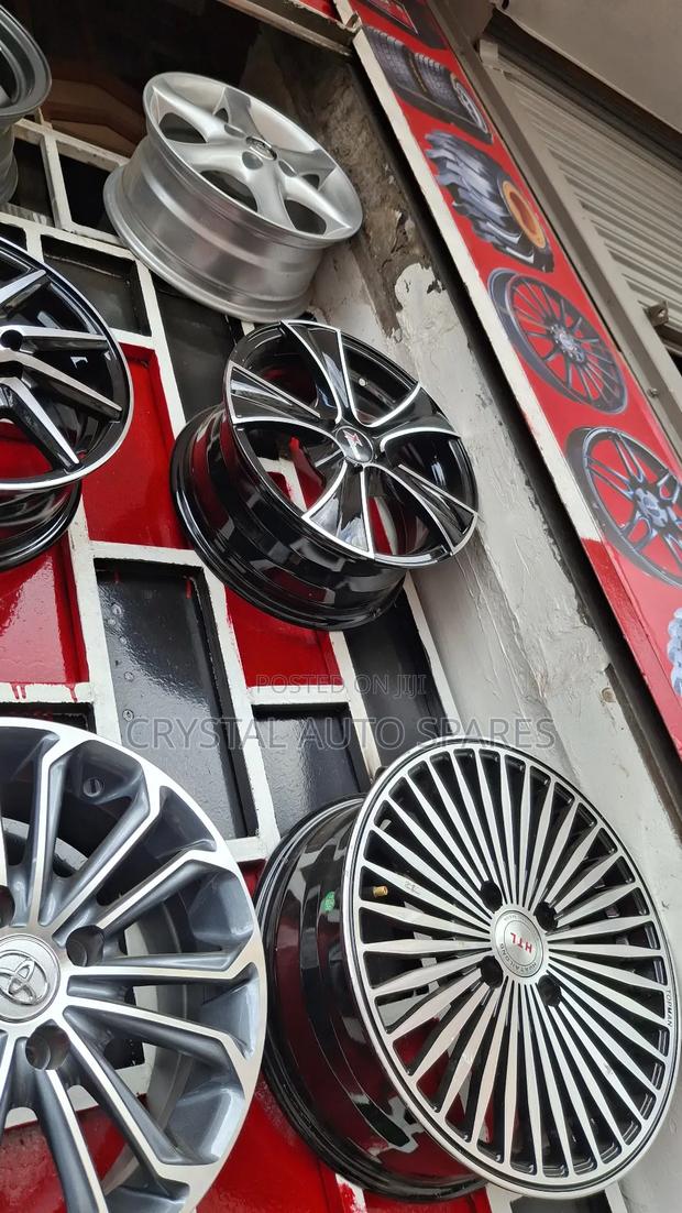 Size 14 Chrome Rim - thumbnail 2