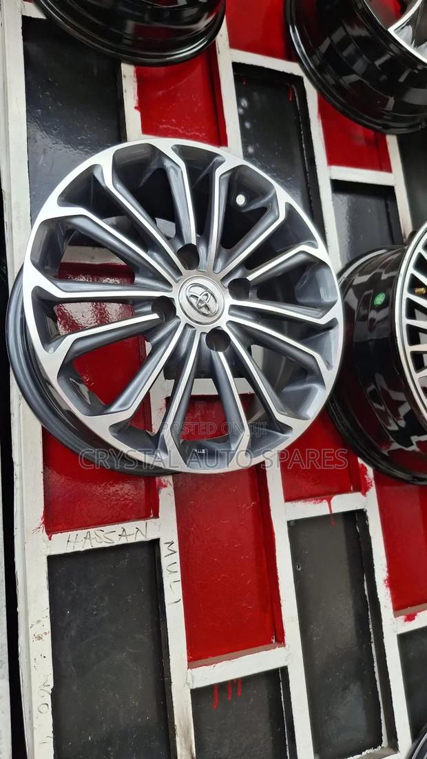 Size 14 Chrome Rim - thumbnail 3