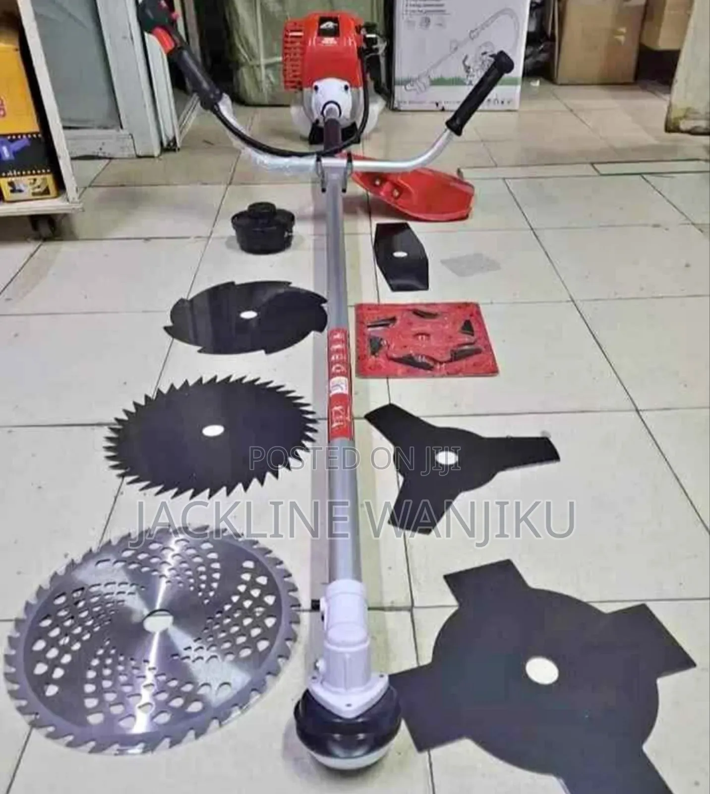 8 Blade Brush Cutter Machine/ 4 Stroke Brush Cutter Machine