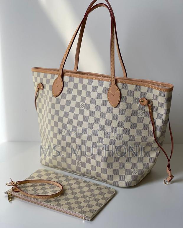 Louis Vuitton Neverfull Mm Tote Bag - thumbnail 2