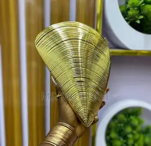 Dinner / Bridal Spiral Clutch Purse.
