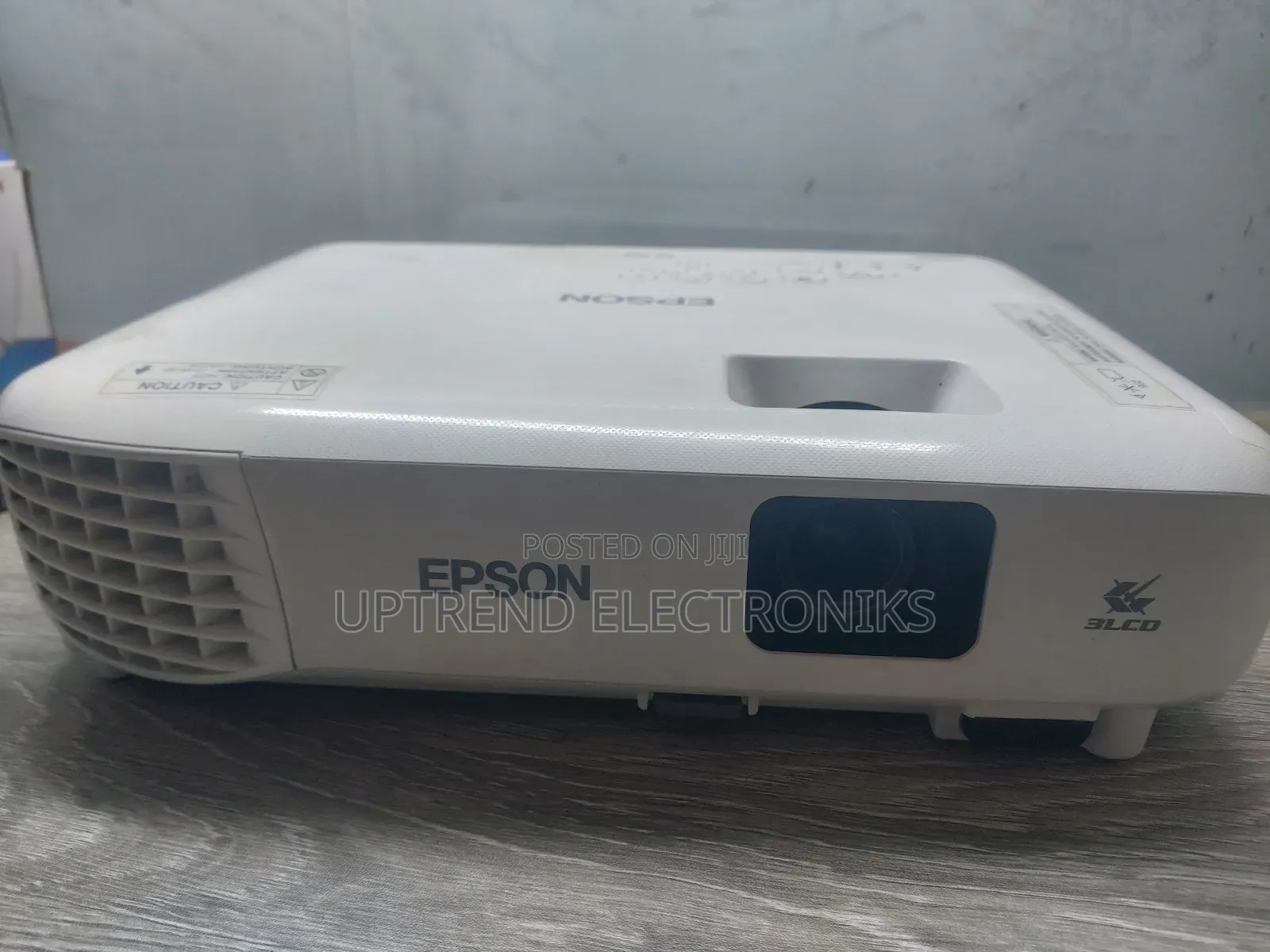 Project Smarter With Epson Eb-E01