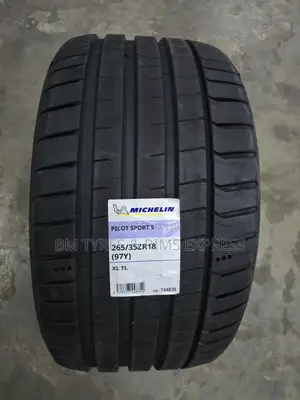 265/35 R18 Michelin Tyres (Pilot Sort)