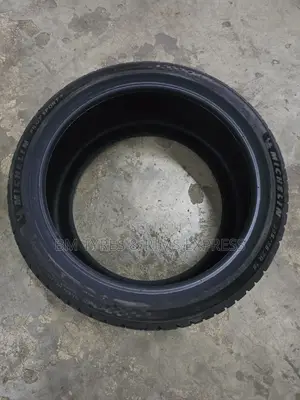 265/35 R18 Michelin Tyres (Pilot Sort)