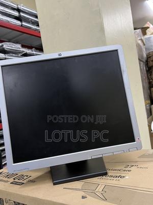 Hp 19” Square Monitors Available - thumbnail 2