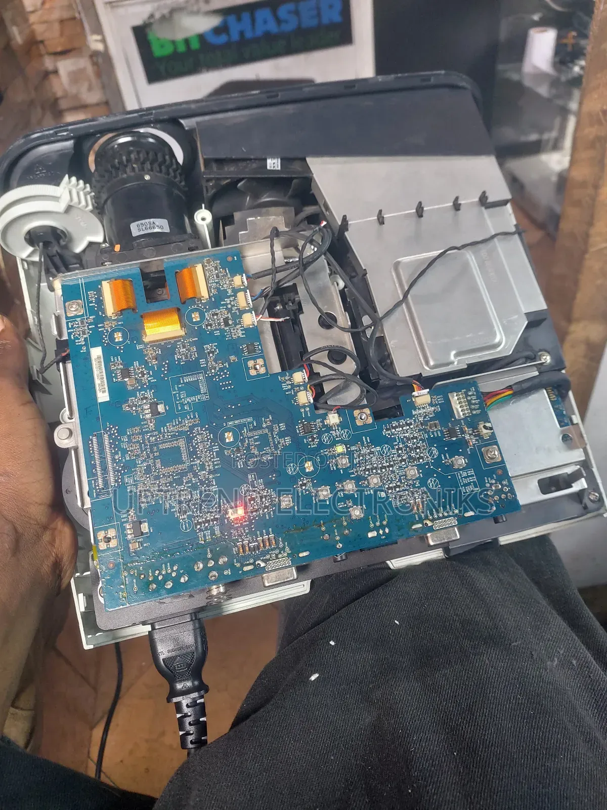 Projector Repair – Bring Your Display Back to Life!
