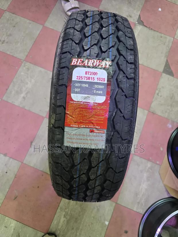 225/75r15 Bearway Tyre