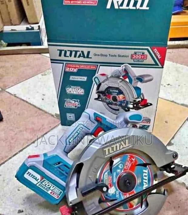 Cordless 7.5" Circular Saw 20 Volts