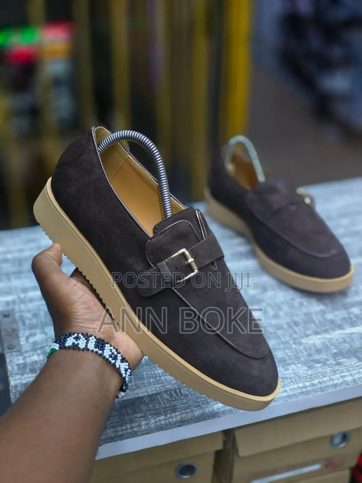 *Loro Piana Summer Walk*
Sizes 40/41/42/43/44