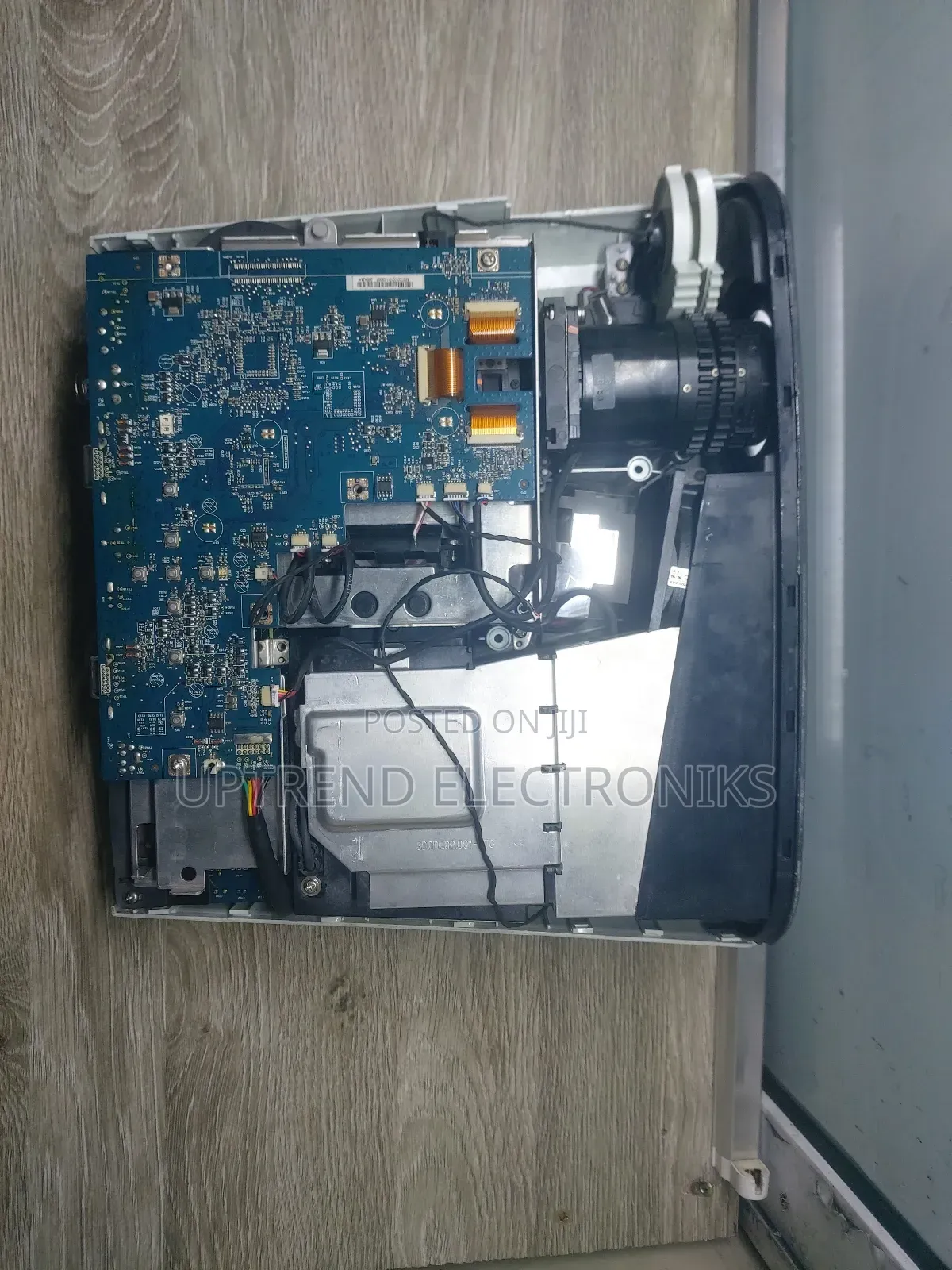 Projector Misbehaving? We Fix All Issues!