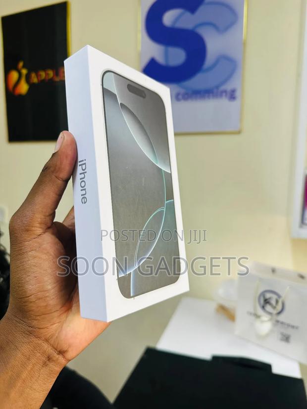 New Apple iPhone 15 Pro Max 256 GB Blue - thumbnail 2