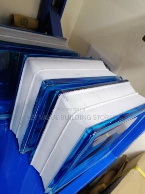 Privacy Glass Block - main view