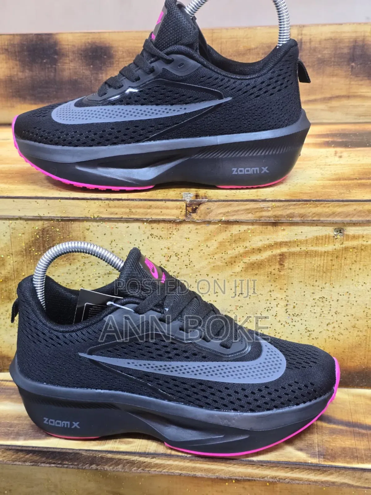 X Vomero Grey Pink
 Sizes. 36-40