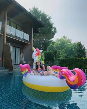 Giant Unicorn Pool Float * - thumbnail 2