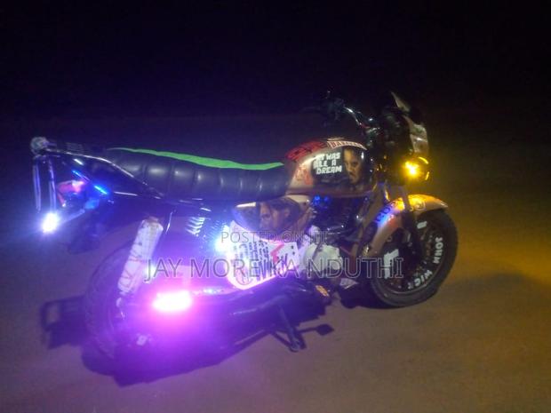 Bajaj Boxer 2022 Red - thumbnail 3