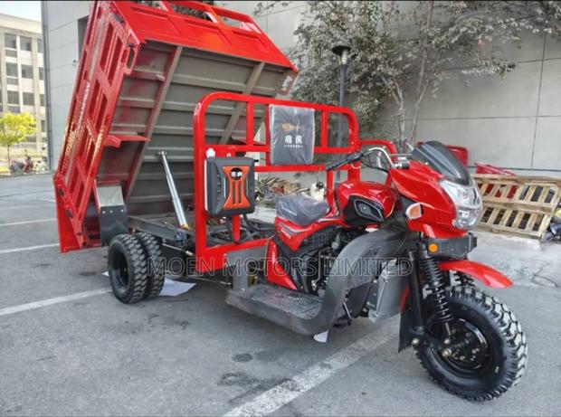 New Motorcycle 2025 Red - main view