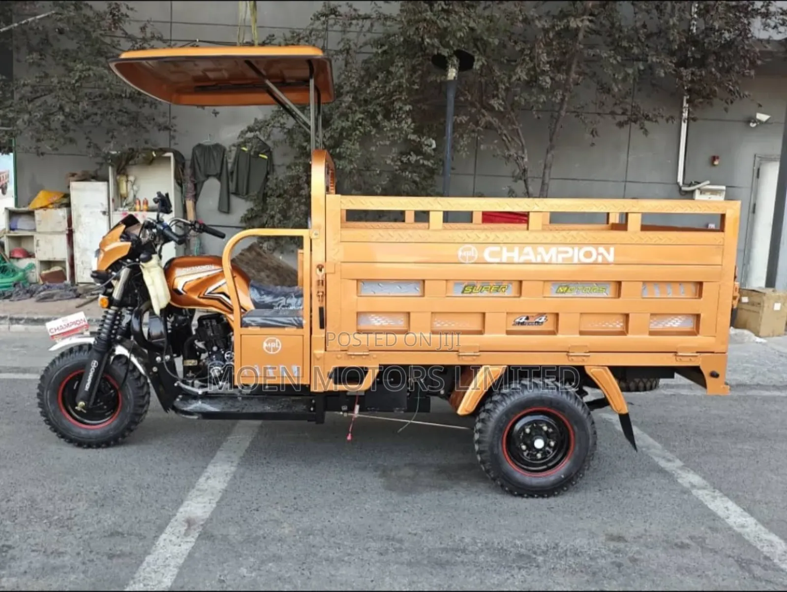 New Motorcycle 2025 Gold