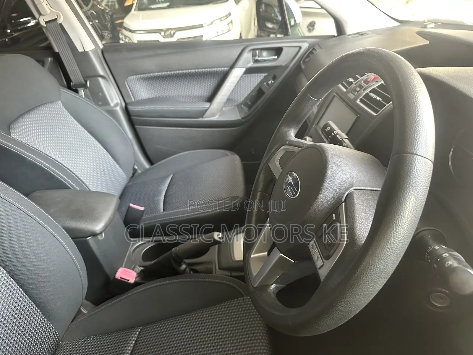 Subaru Forester Base AWD 2019 Silver
