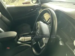 Toyota Harrier 2.0 4WD 2020 Black