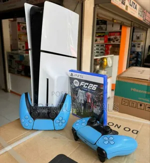 Upper Ps5 Slim Two Original Controllers and Fc26.