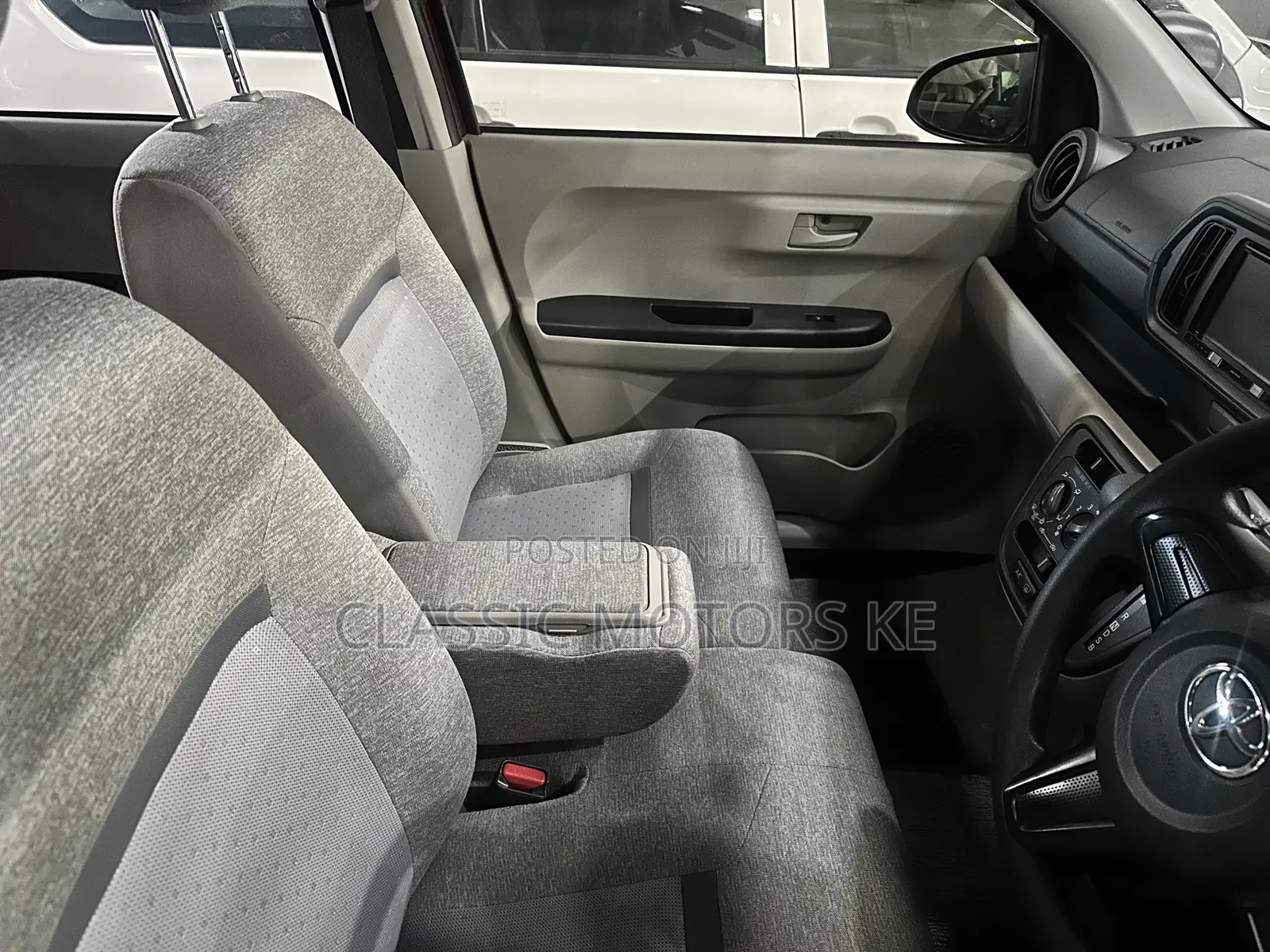Toyota Passo 1.0 FWD 2018 Burgundy