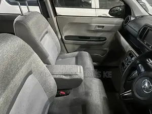 Toyota Passo 1.0 FWD 2018 Burgundy