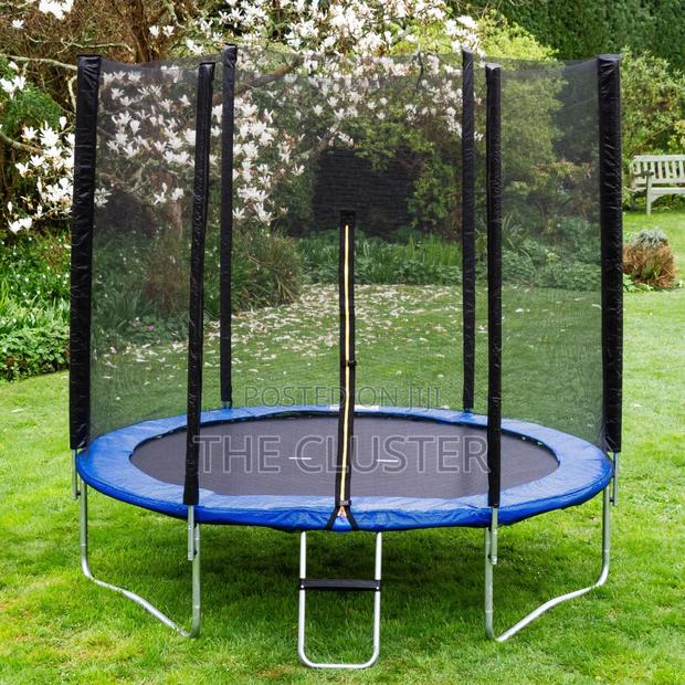 8fts Trampoline With Fence - thumbnail 2