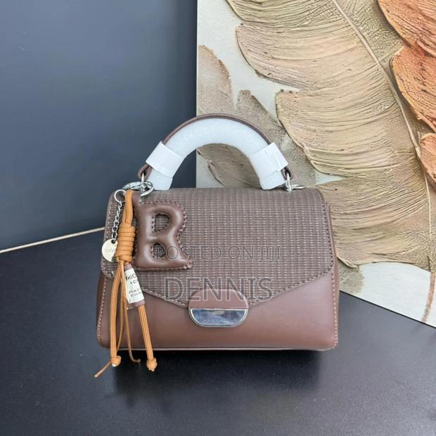 Ladies Pretty Handbags - thumbnail 5