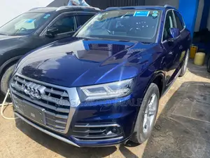 Audi Q5 2018 Blue