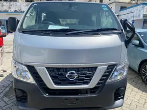 Nissan NV350 2018 Silver