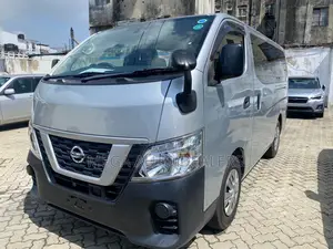 Nissan NV350 2018 Silver