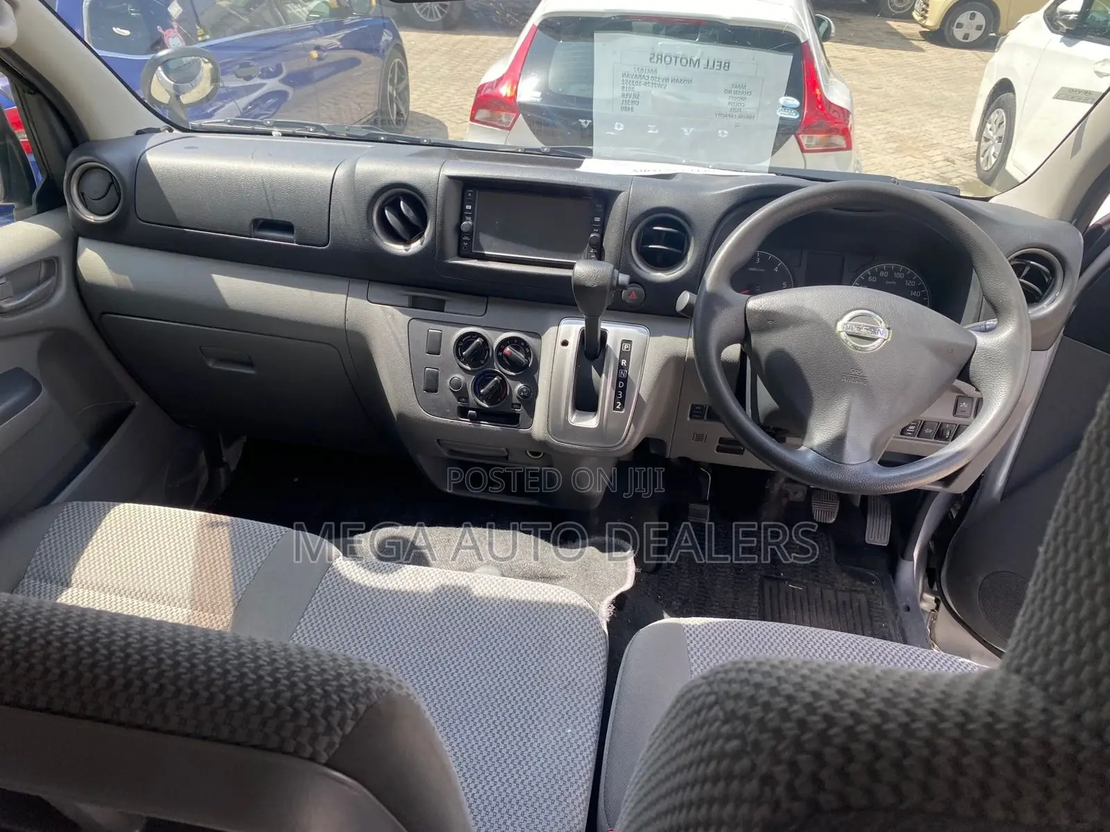 Nissan NV350 2018 Silver