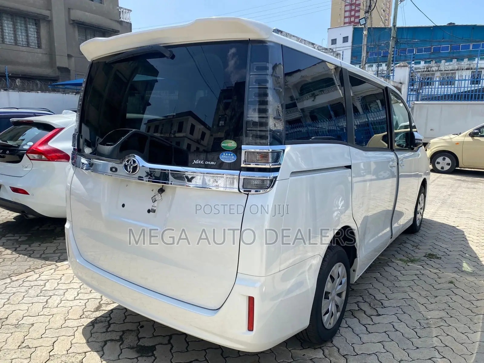 Toyota Voxy 2018 White