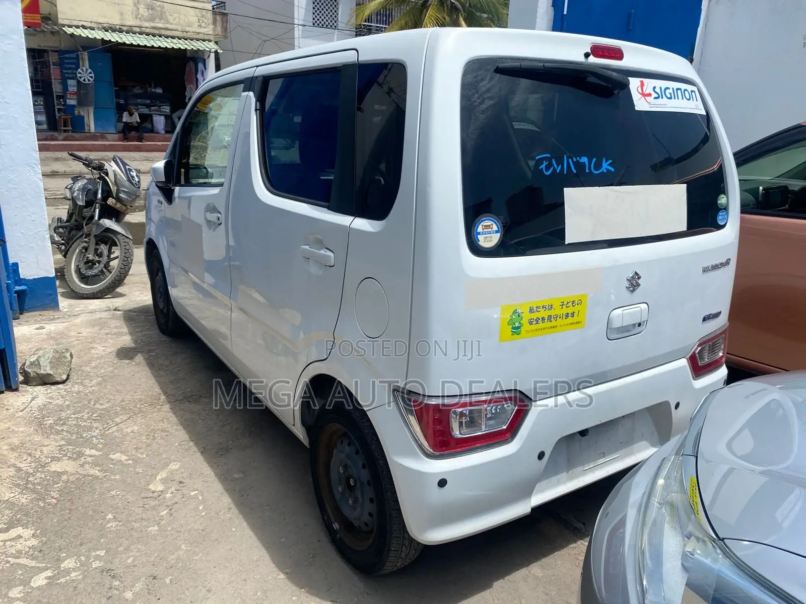 Suzuki Wagon R 2018 White