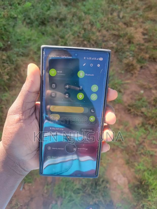 Samsung Galaxy S22 Ultra 128 GB Black - thumbnail 5