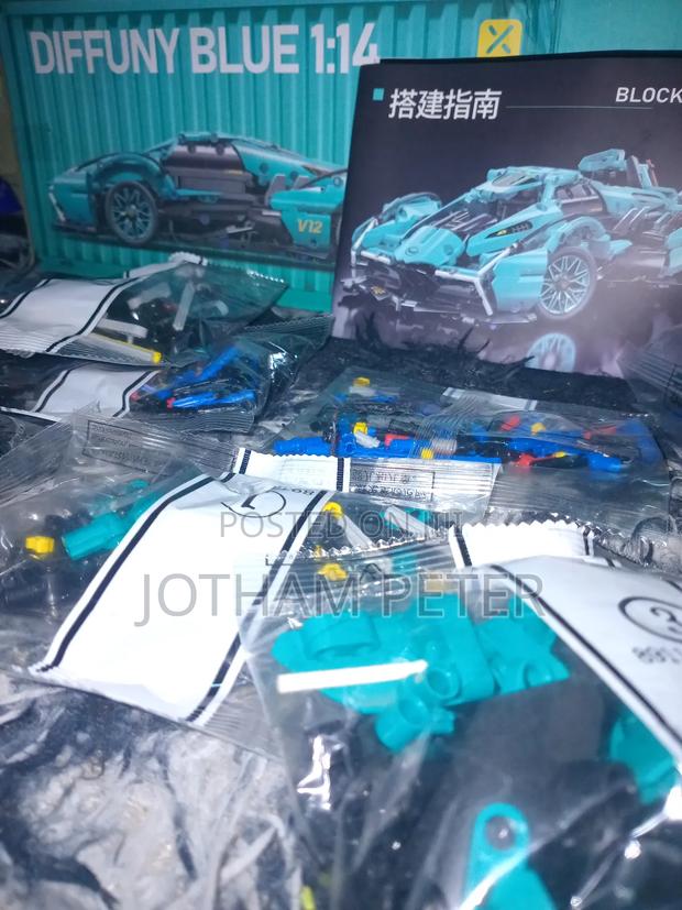 V12 Block Racing 1:14 Diy Building Blocks Sets - main view