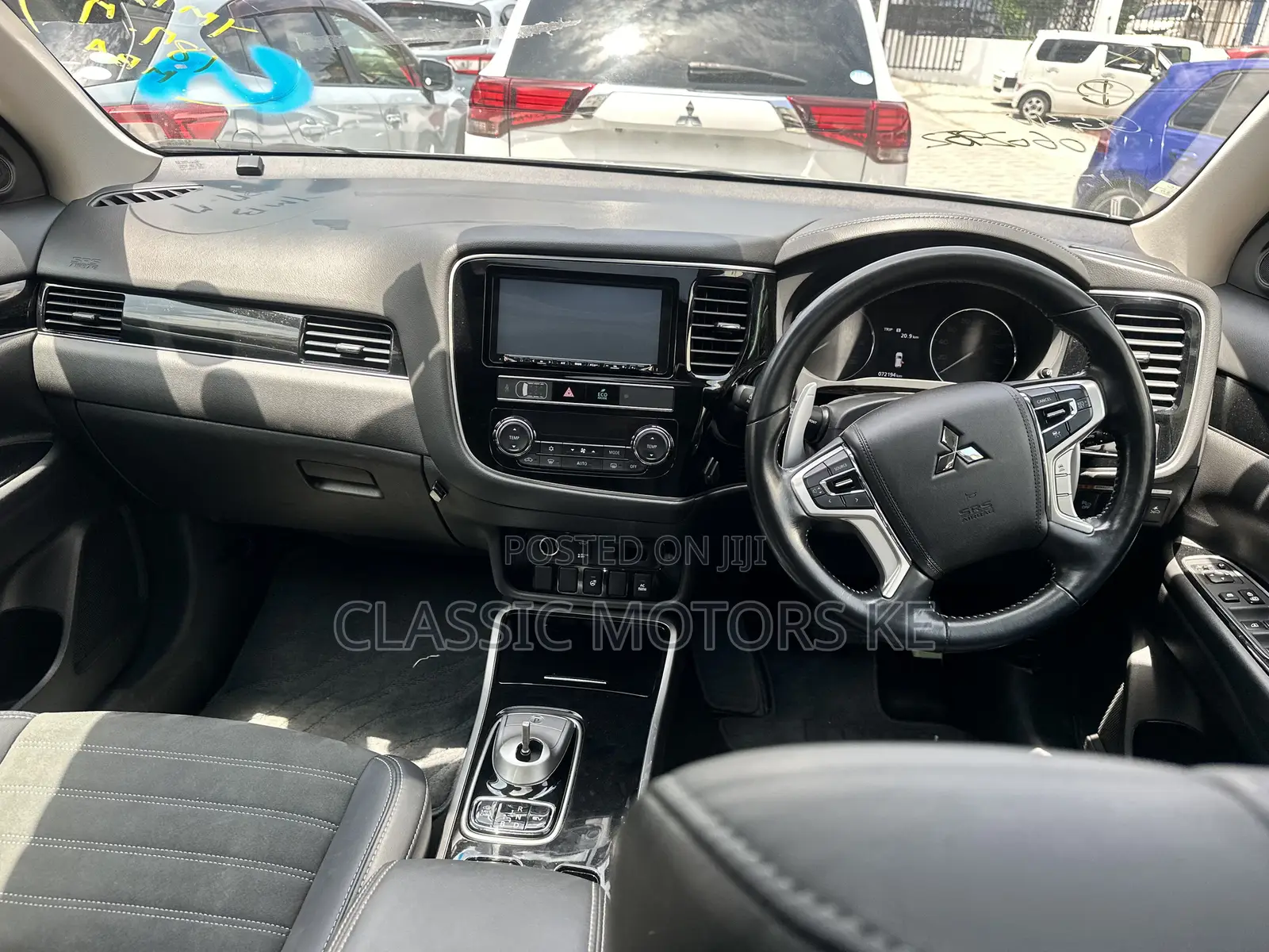 Mitsubishi Outlander 2019 Silver
