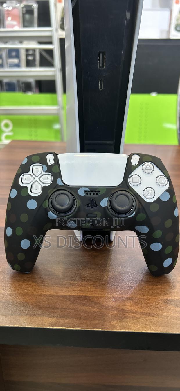 Play Station 5 Black Polka Dot Silicone Controller Skin - main view