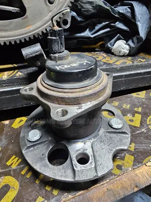 Rear Hub Noah,Voxy
