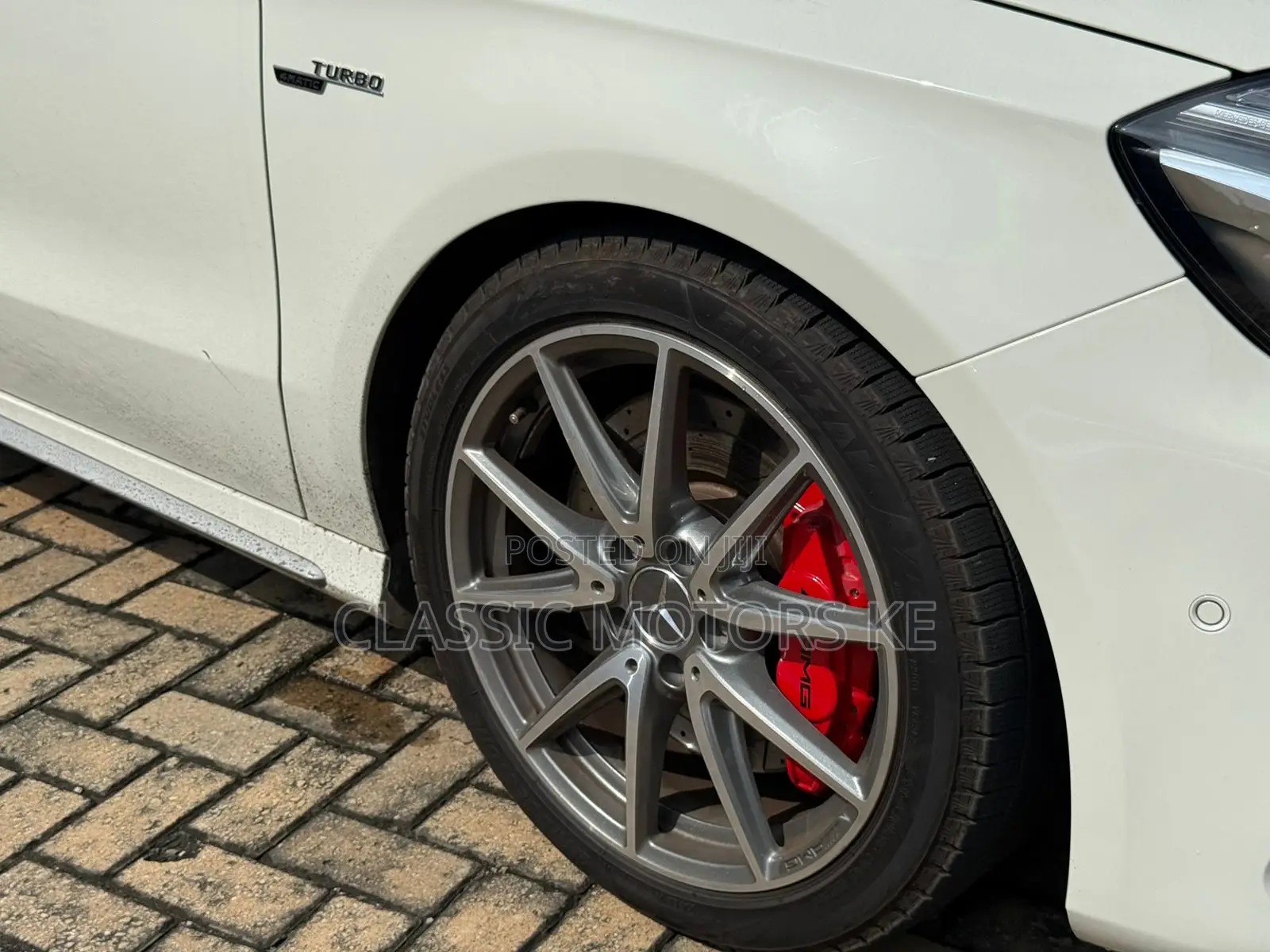 Mercedes-Benz A-Class 2019 White
