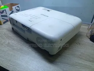 Epson Eb-E01 – Everyday Projection Made Easy!