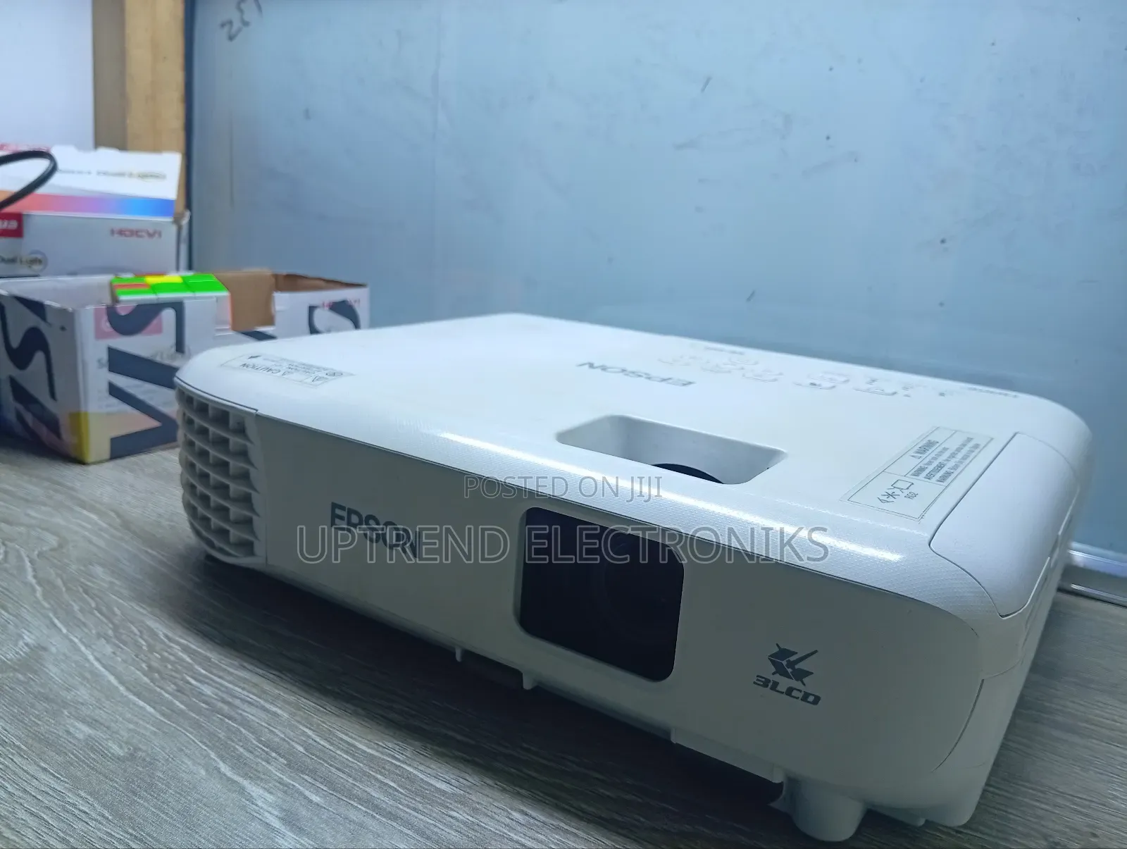 Epson Eb-E01 – Clear Projection You Can Trust!
