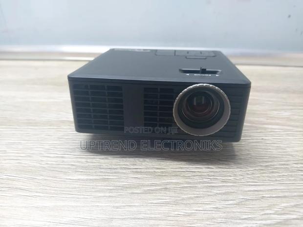 Small but Mighty – Quality Projection on the Go - main view