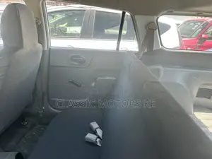 Nissan NV1500 2019 White