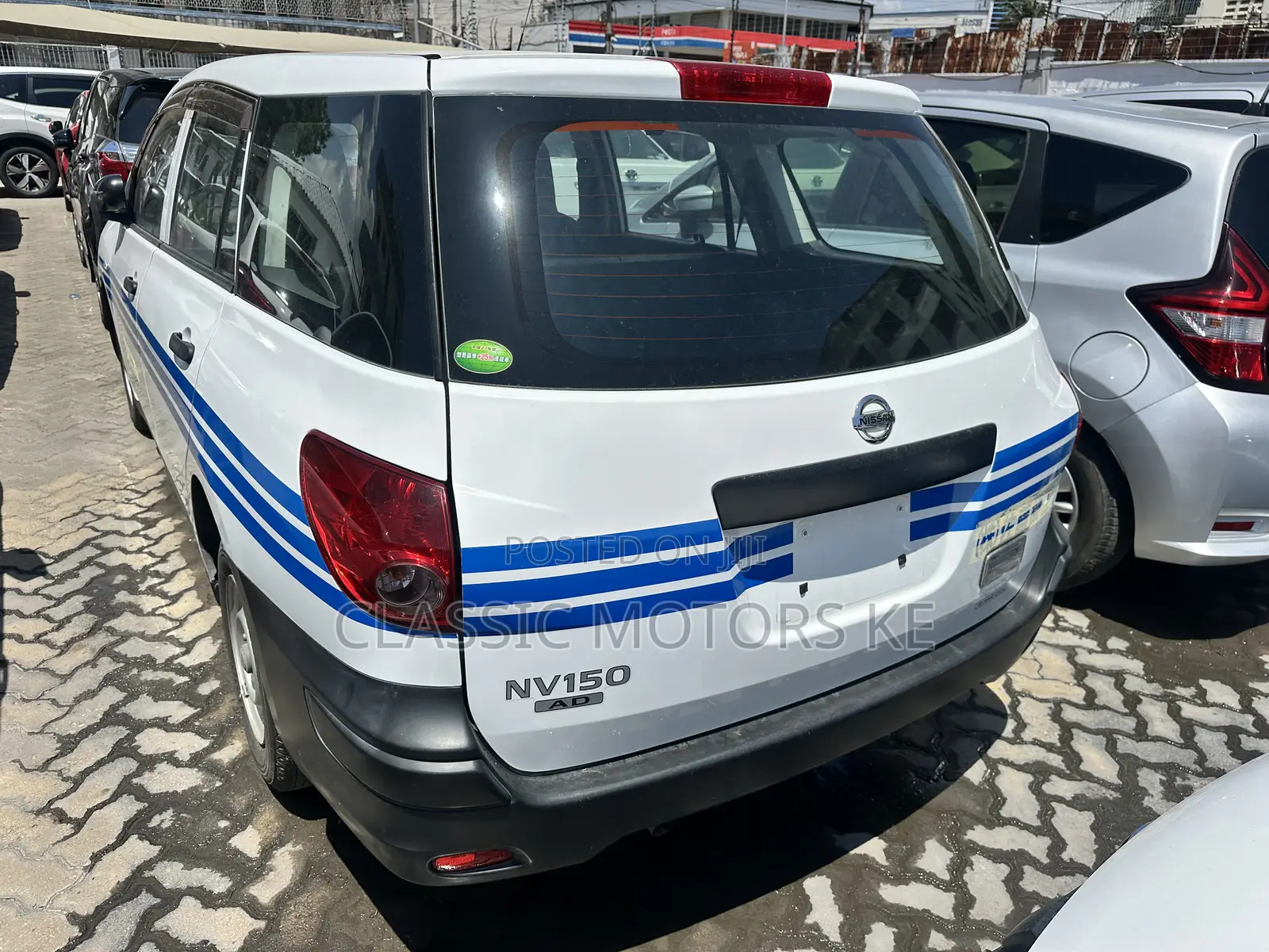 Nissan NV1500 2019 White